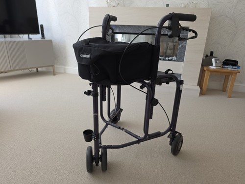 Uniscan wheeled triumph - 3,