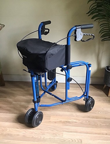 Uniscan triumph rollator - triumph,
